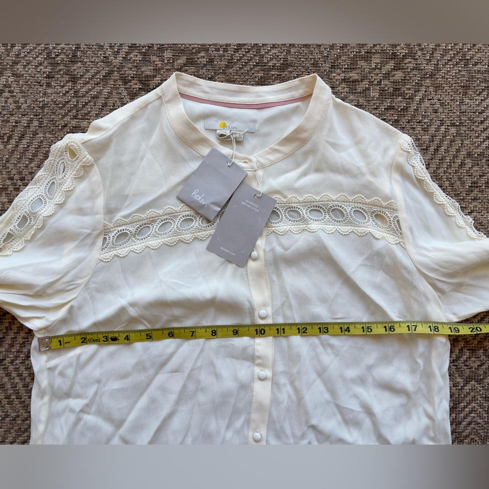 NWT Boden Ladies Cream Sheer Lace Cut-Outs Boho Chic Buttoned Blouse Top 10 - Picture 7 of 11
